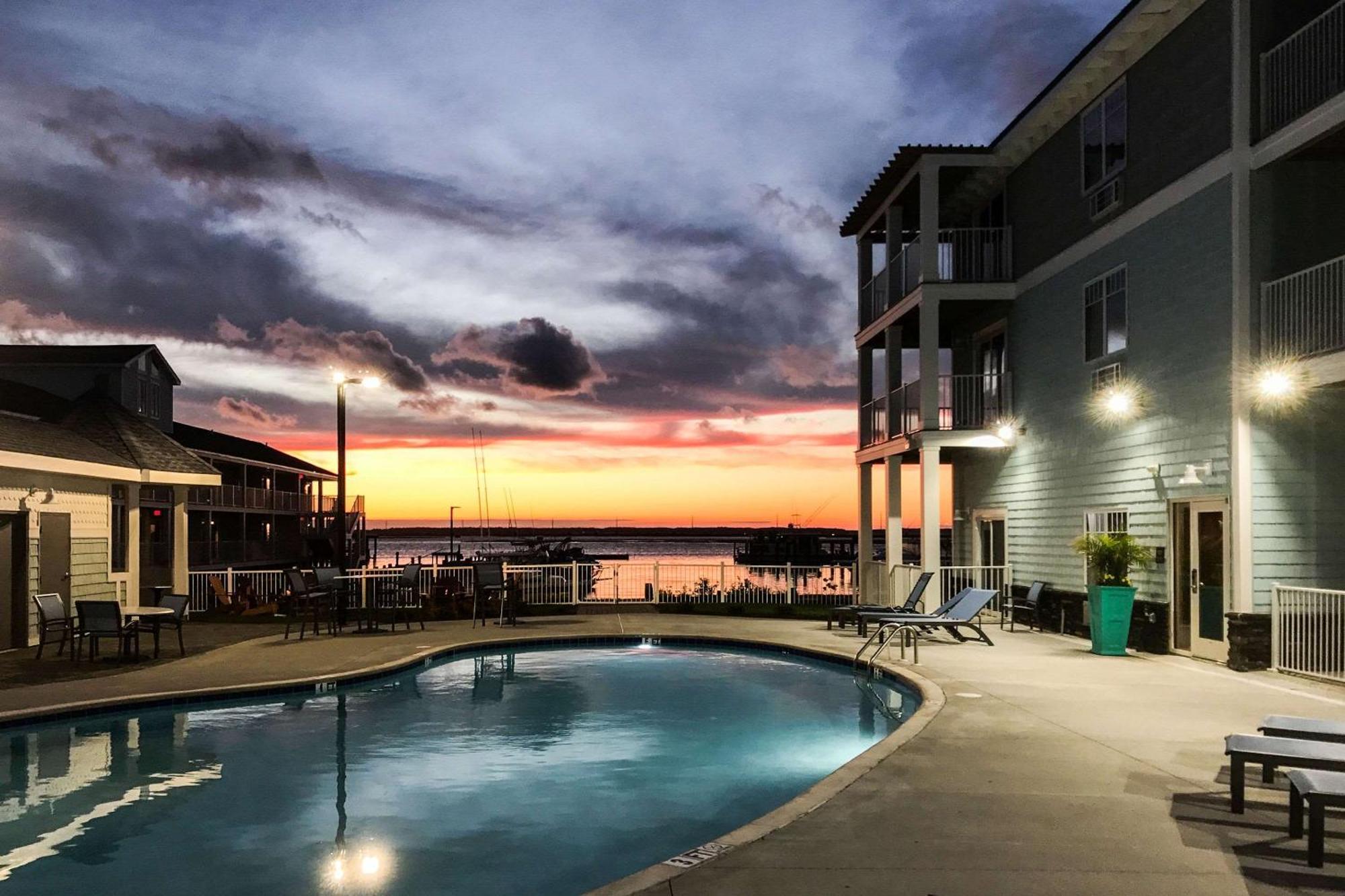 Marina Bay Hotel & Suites, Ascend Hotel Collection Chincoteague Exterior foto